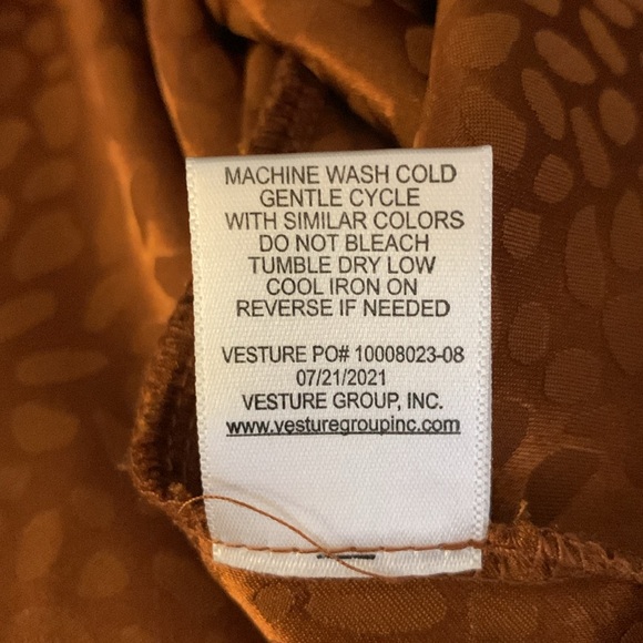 Woman’s copper color pull over dress top! - Picture 7 of 7